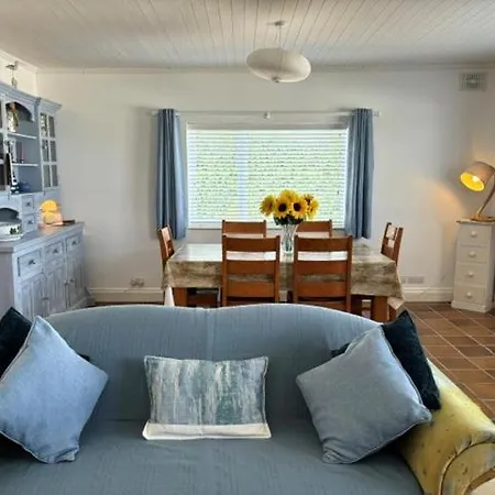 Beachcomber Holiday home Ballyconneely